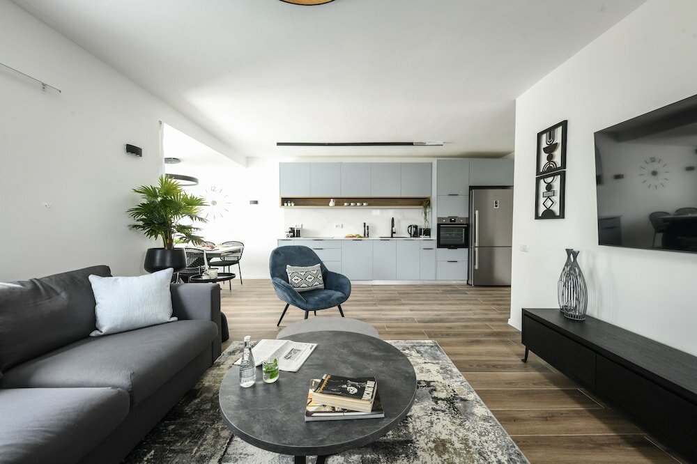 Фото Relax in a Rural Retreat 2br Apt wGarden