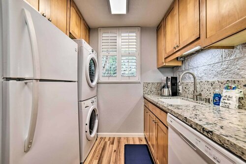 Гостиница Maalaea Condo w Pool Access - Walk to Beach!