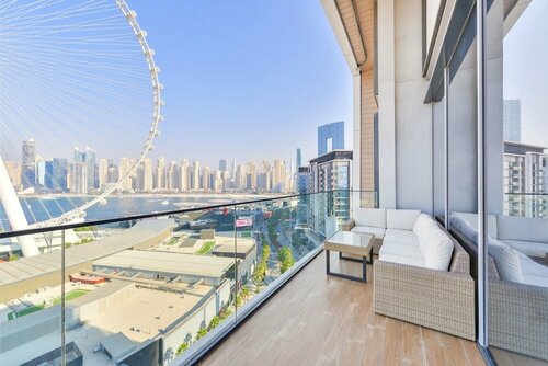 Апартаменты Lavish & Equipped 2 Br Facing Ain Dubai в Дубае