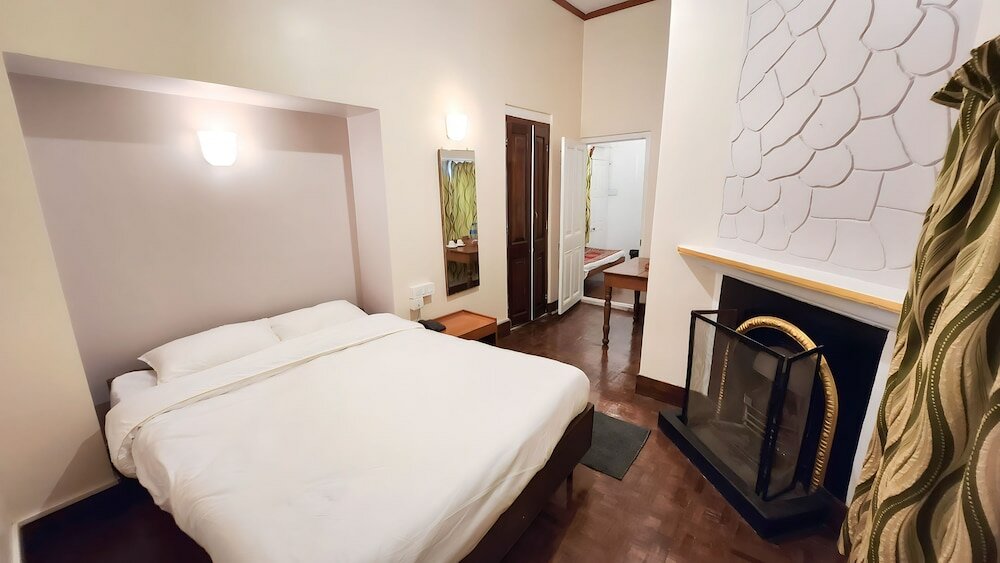 Фото Ivanhoe Hotel A Heritage Property