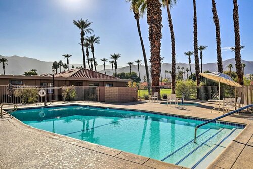 Гостиница Rancho Mirage Country Club Townhome, Mtn View в Палм Дезерте