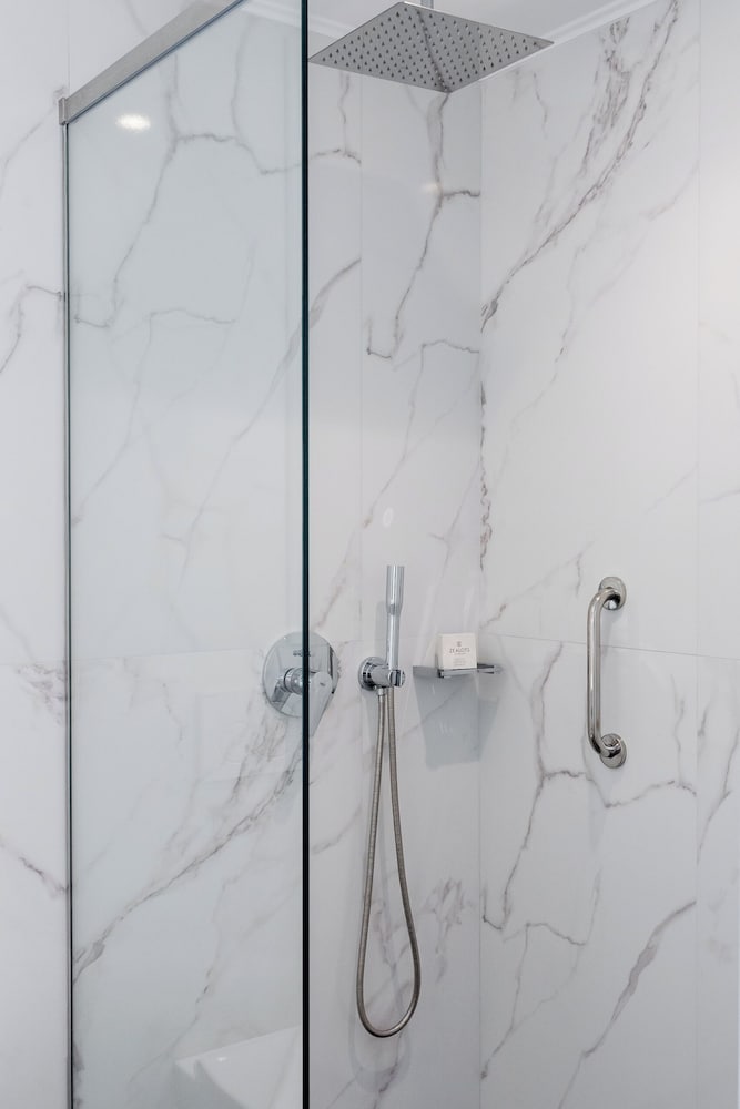 Фото Contessa Bianca Luxury Suites