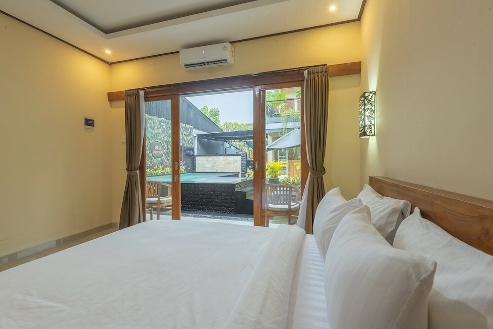 Фото Liliy Guest House Legian