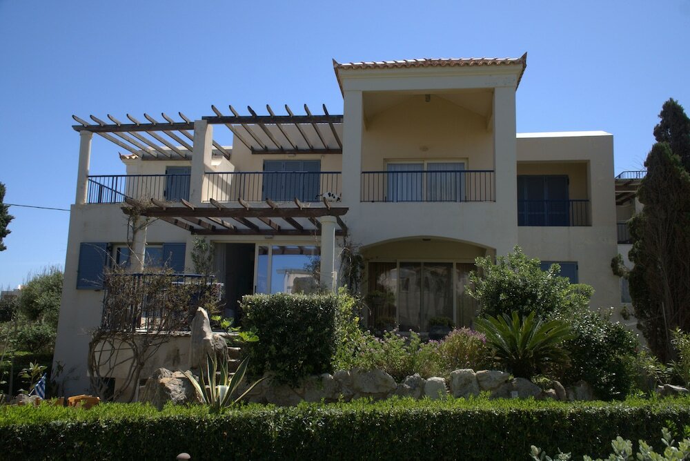 Фото 1 Bedroom Apartment on Beach Elias Upper