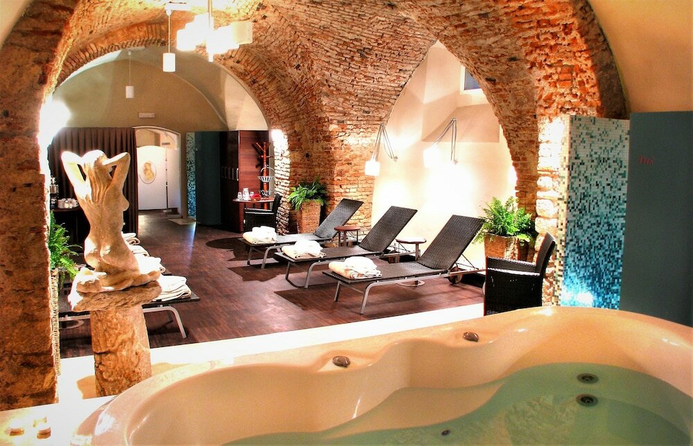 Фото Hotel Mitra