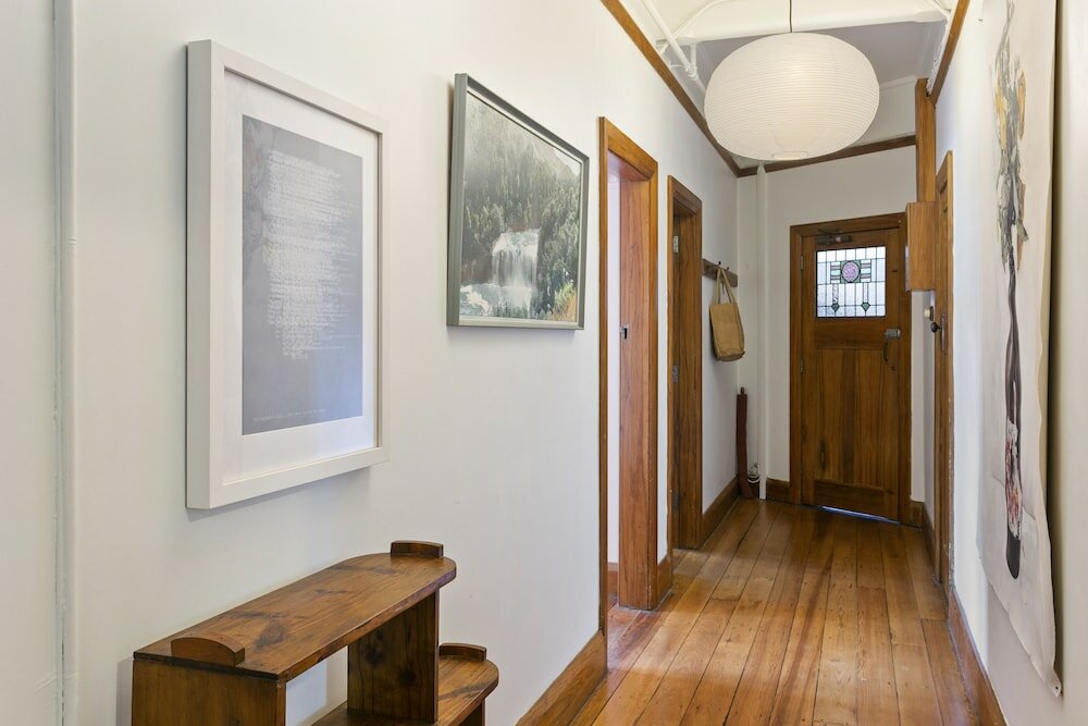 Фото Heritage Apartment on City Fringe