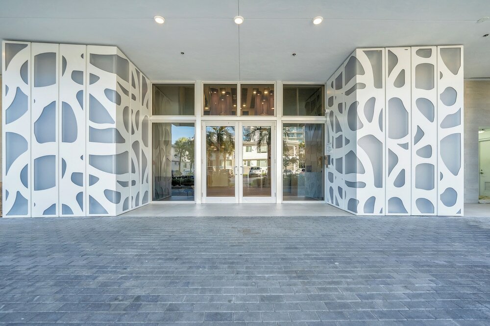 Фото Stunning 2br 2ba Bay Harbour with Pool