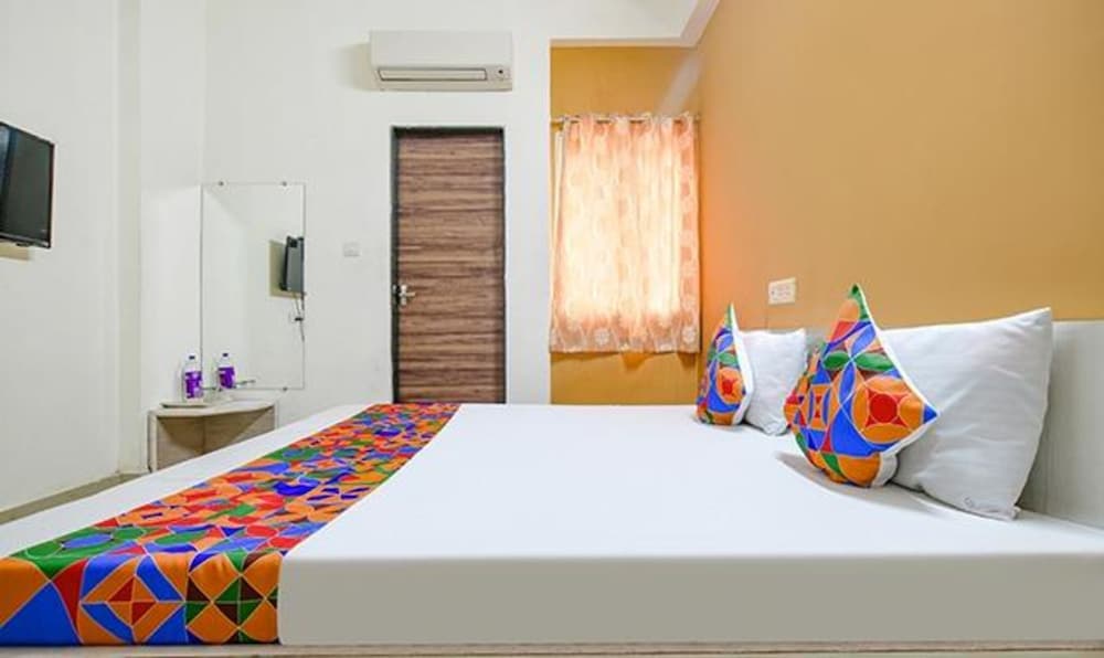 Фото Fabexpress Shree Shivay