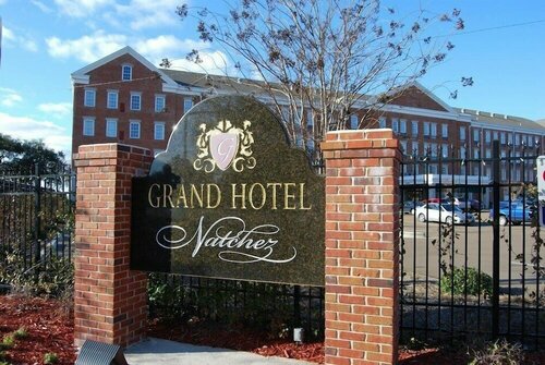 Гостиница Natchez Grand Hotel & Suites On the River в Видалии