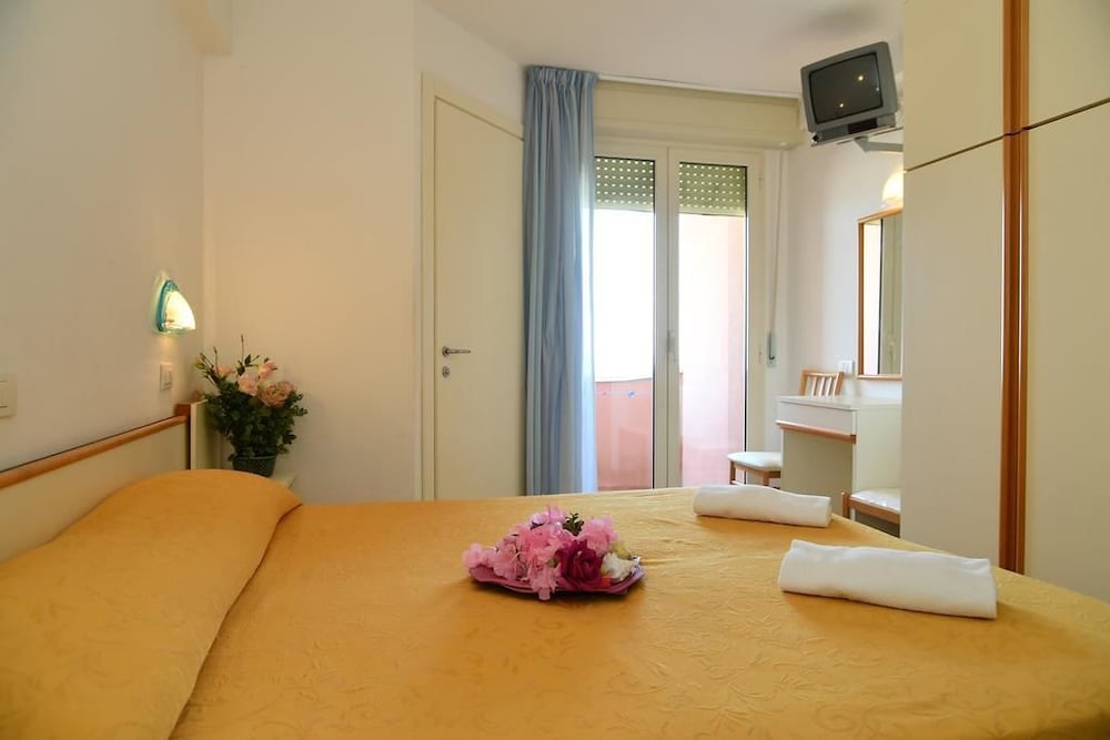 Фото Hotel Villa Rosa