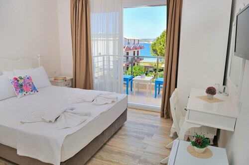 Гостиница Allegria Butik Otel в Чешме