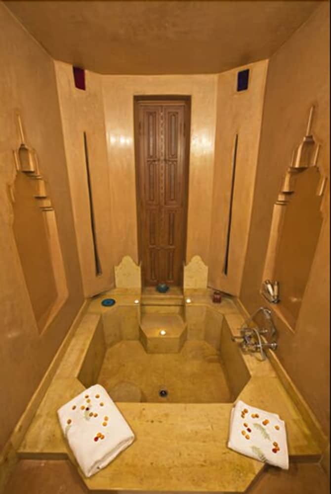 Фото Riad Monika