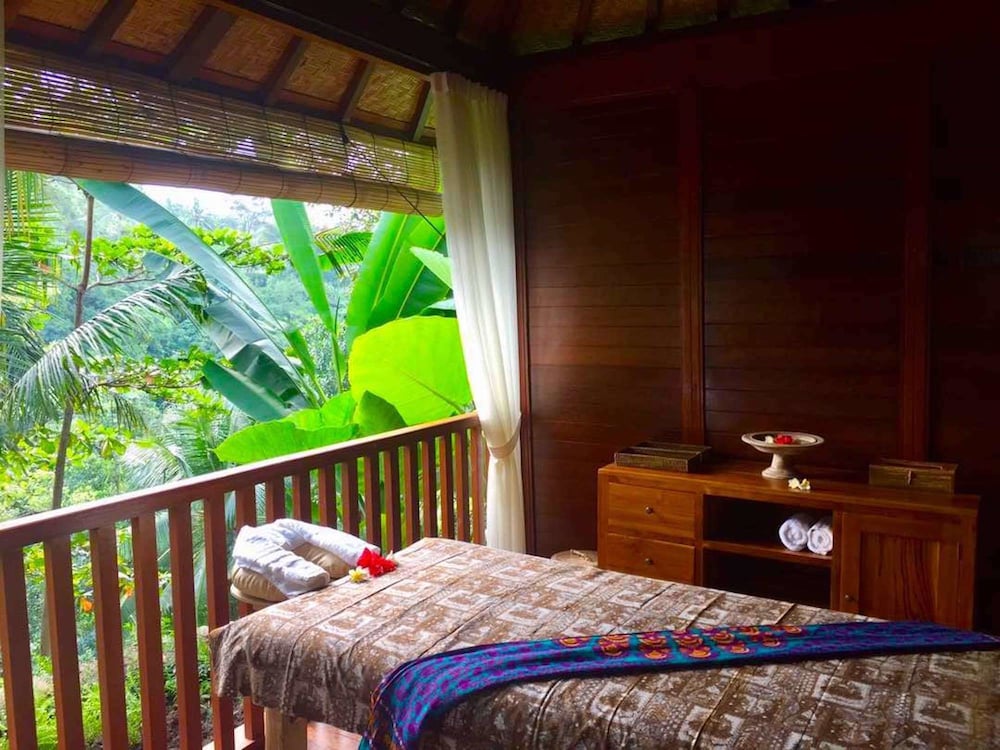 Фото The Pandora Hotel