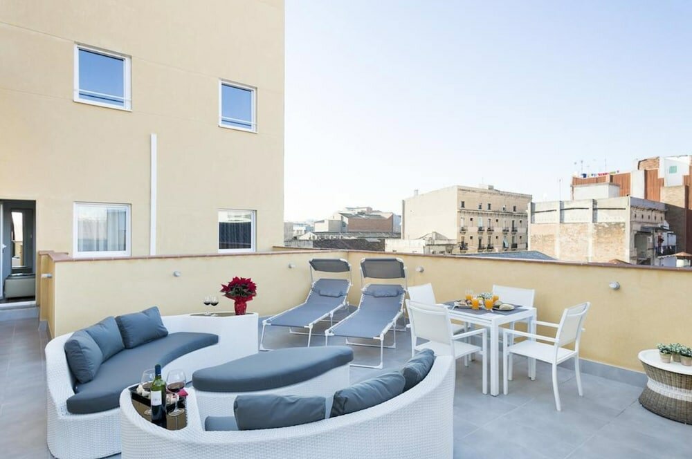 Фото Mar Apartments