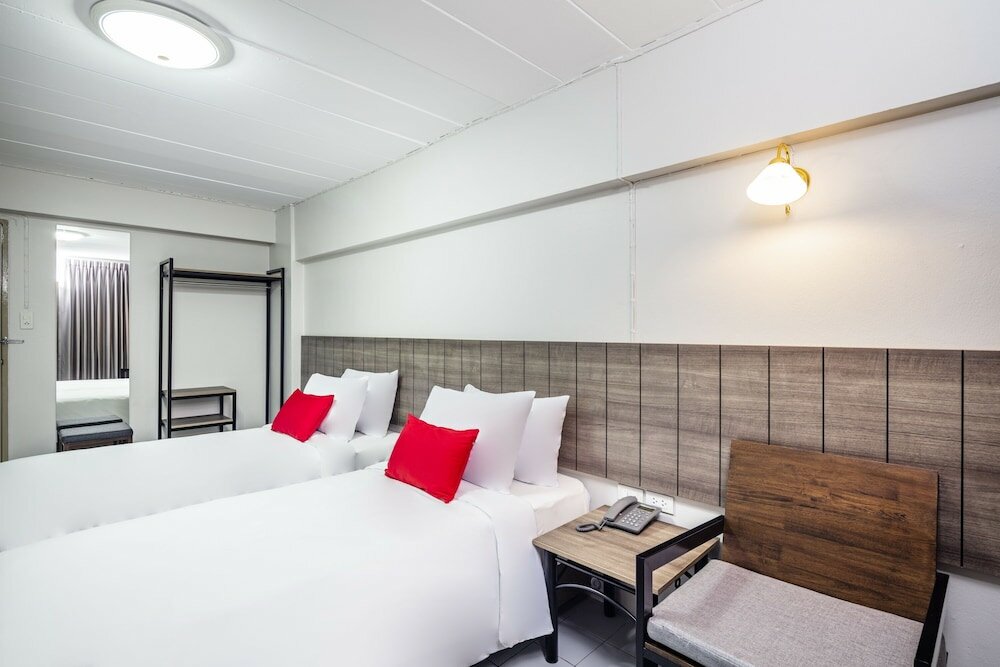 Фото Livotel Express Hotel Ramkhamhaeng 50