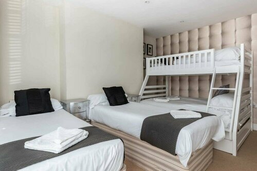 Гостиница Brighton Pierhouse в Брайтоне