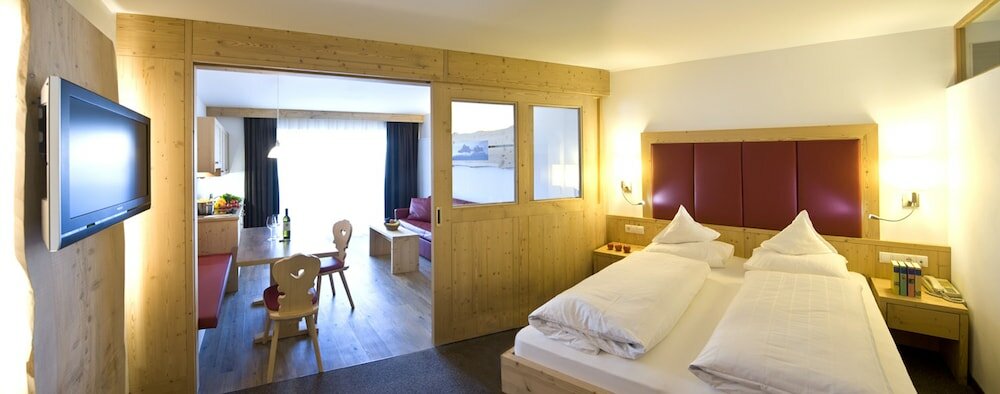 Фото Martina Breakfast Lodge