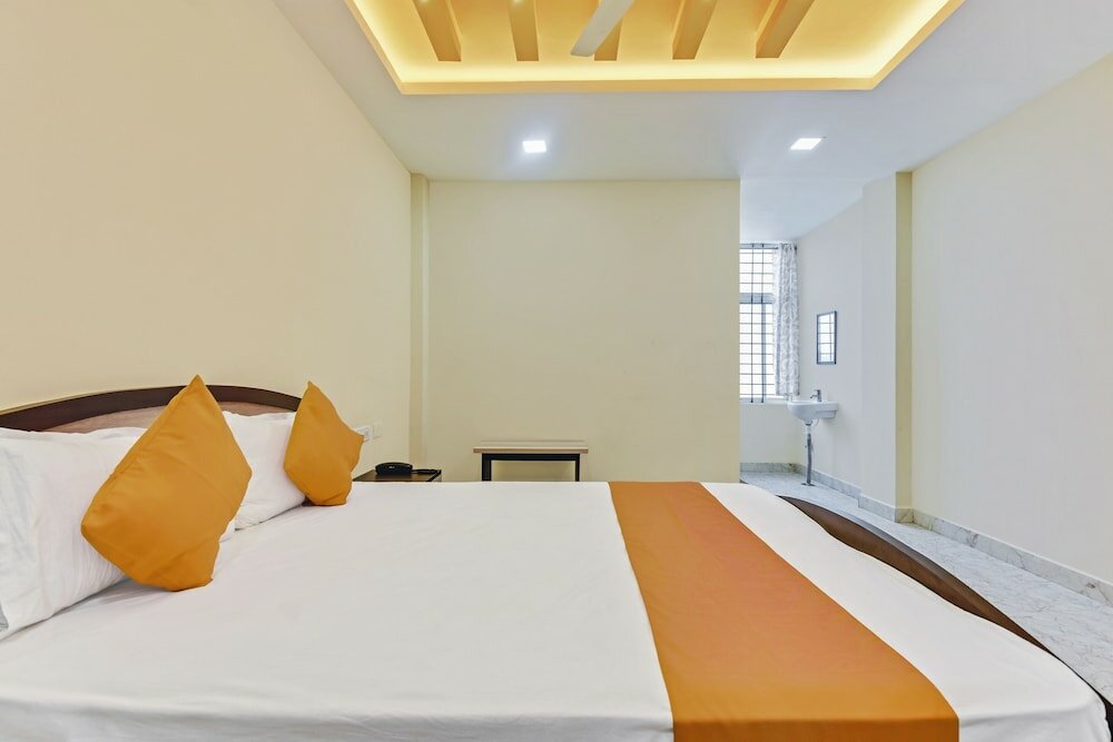 Фото Spot On 46956 Kalparukshaa Lodge