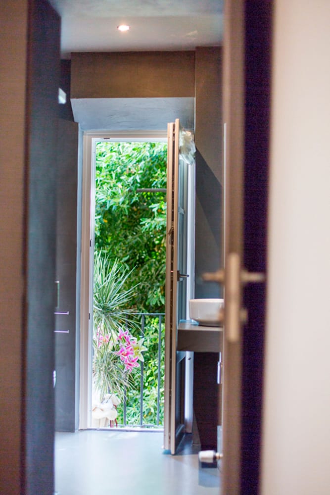 Фото Lucus Exclusive B&b