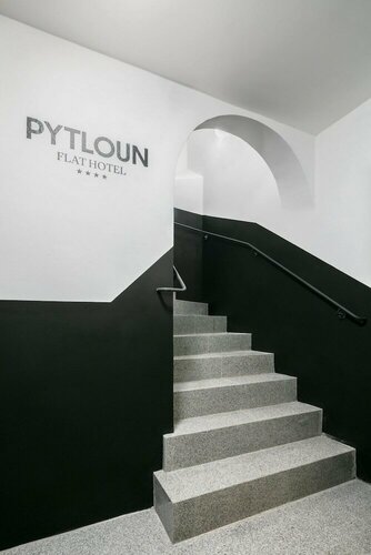 Гостиница Pytloun Flat Hotel в Либерце