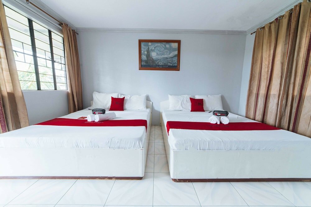 Фото RedDoorz @ City Market Tagaytay