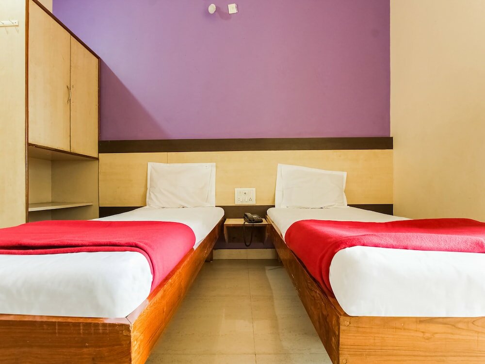 Фото Spot On 49517 Hotel Hoysala Deluxe Lodging & Restaurant