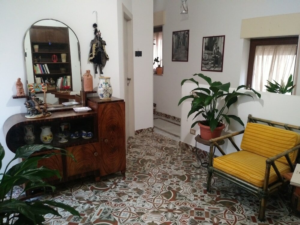 Фото Zù Mariu B&b