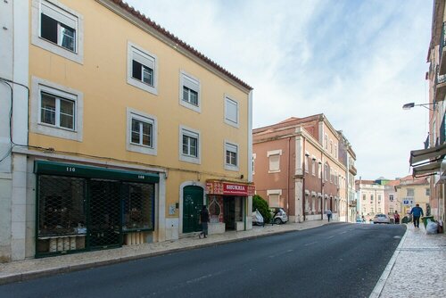 Гостиница Moniz Studio Apartment - by Lu Holidays в Лиссабоне