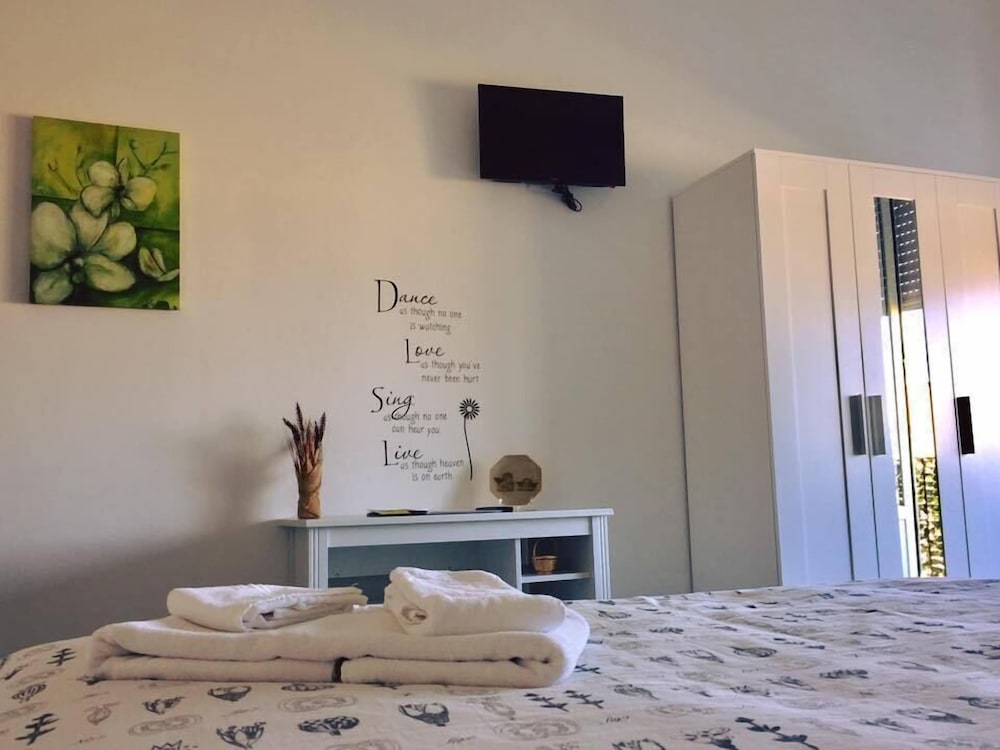 Фото Central House