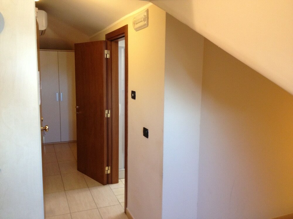 Фото L'incontro Suite B&b