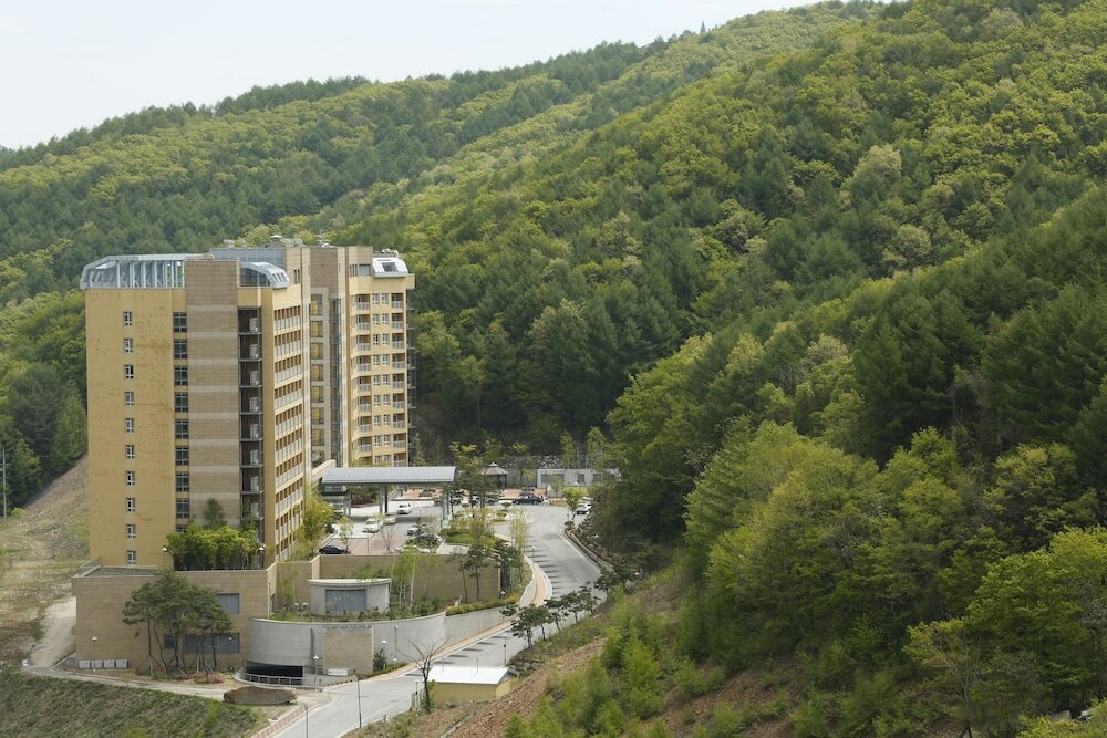 Фото High Castle Resort