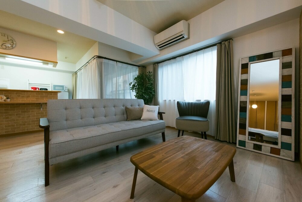 Фото Very Hotel Dotonbori