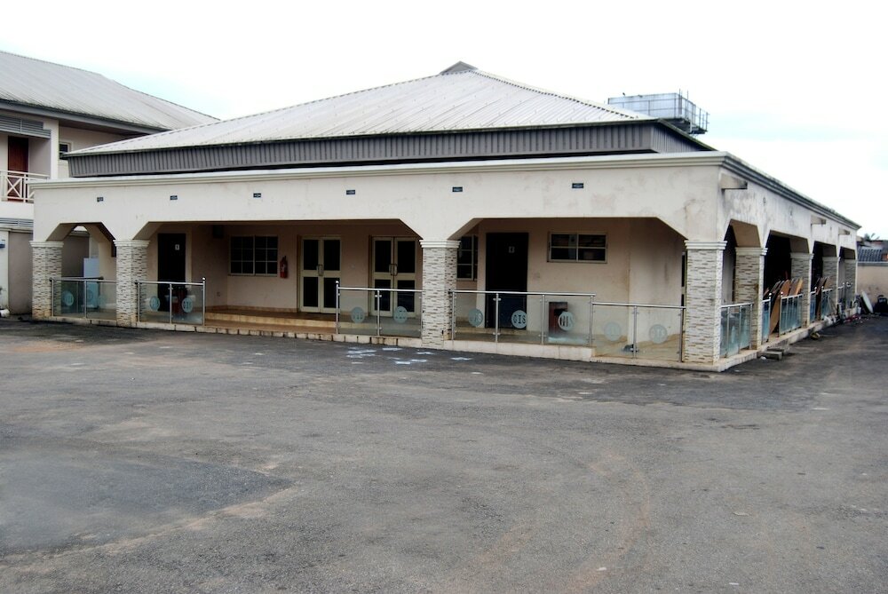 Фото Grand Inn & Suites