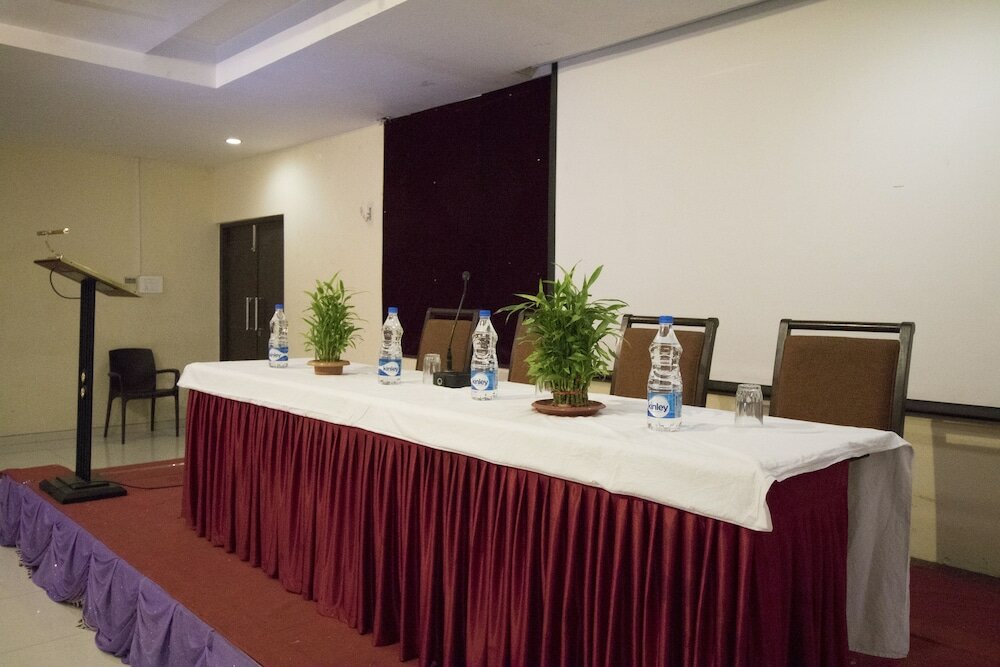 Фото Hotel Grand International