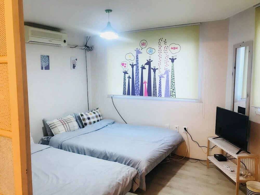 Фото Kiki House 2 Hongdae Stn