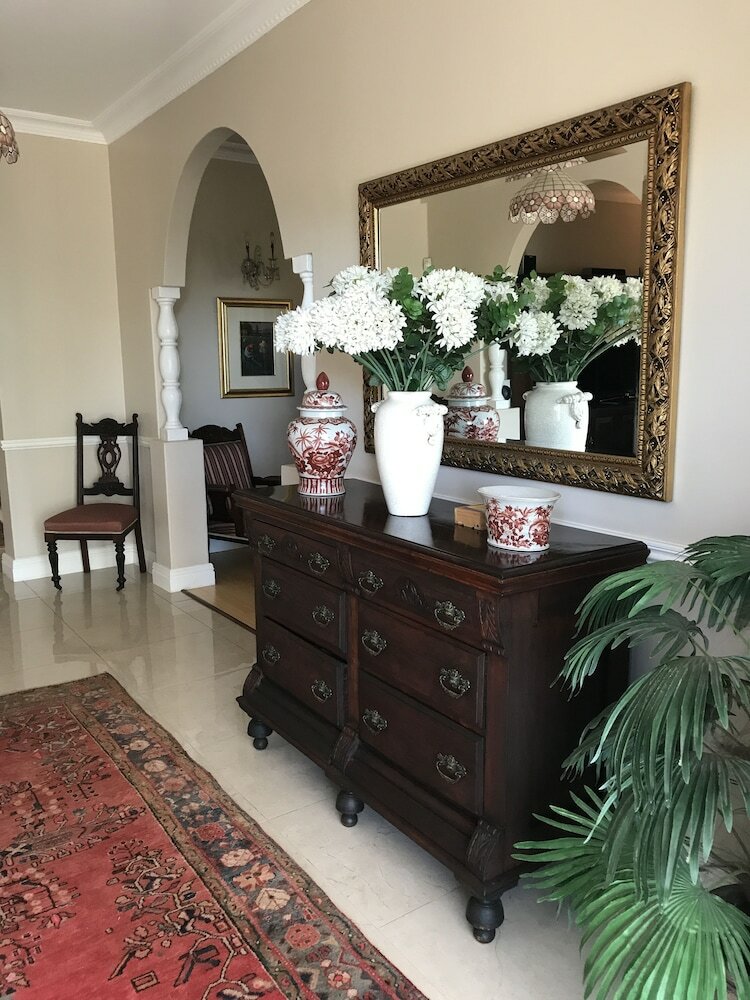 Фото Edens Guest House