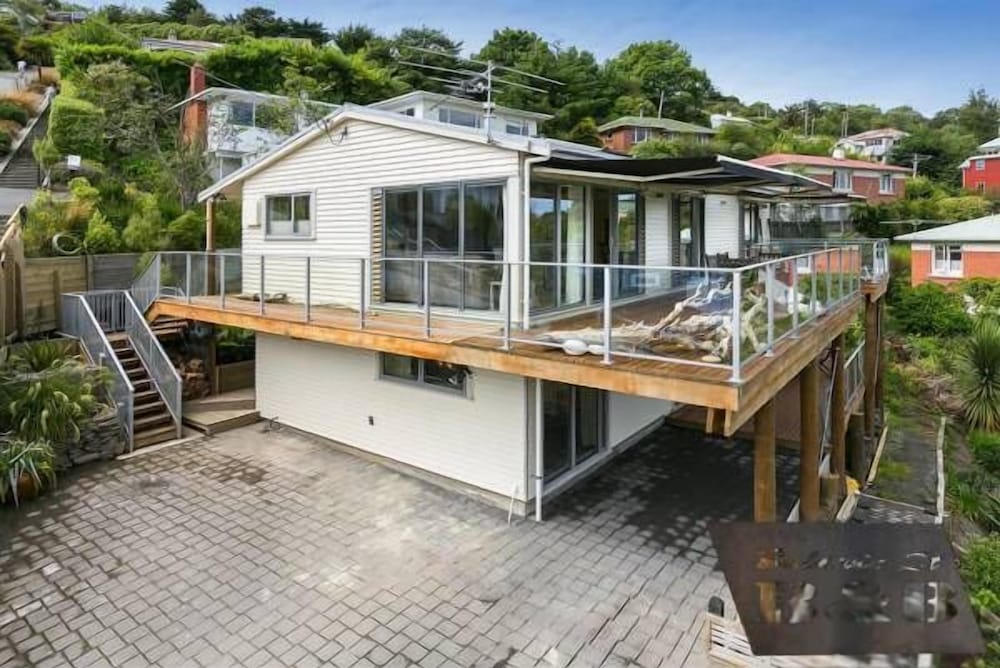 Фото Baldwin Street Bnb