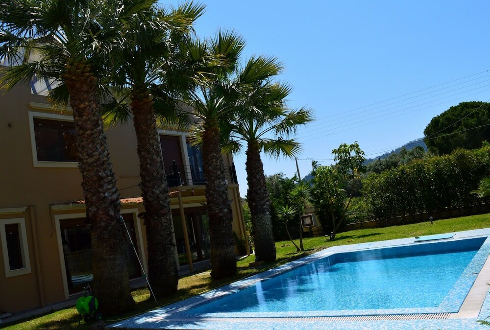 Фото Gold Luxury Villa Ialysos