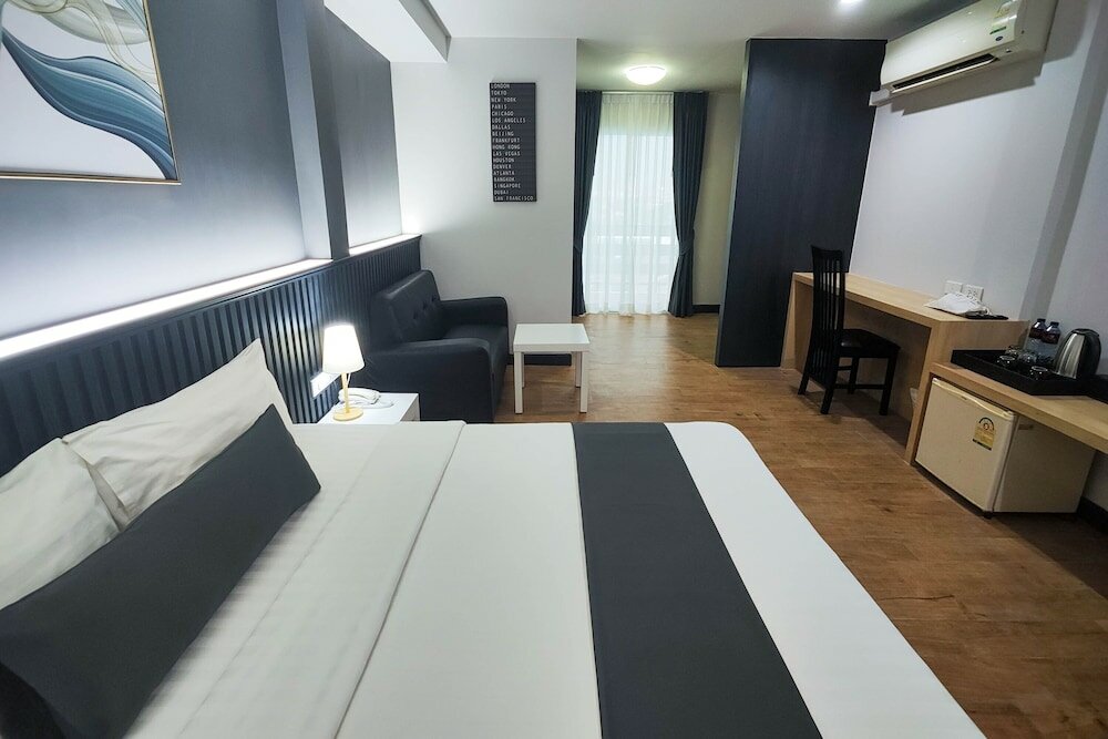 Фото Sea Breeze Residence