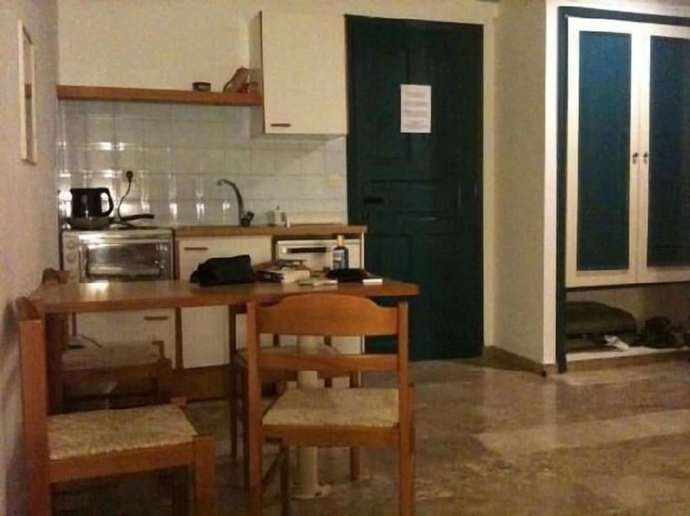 Фото Esperides Apartments