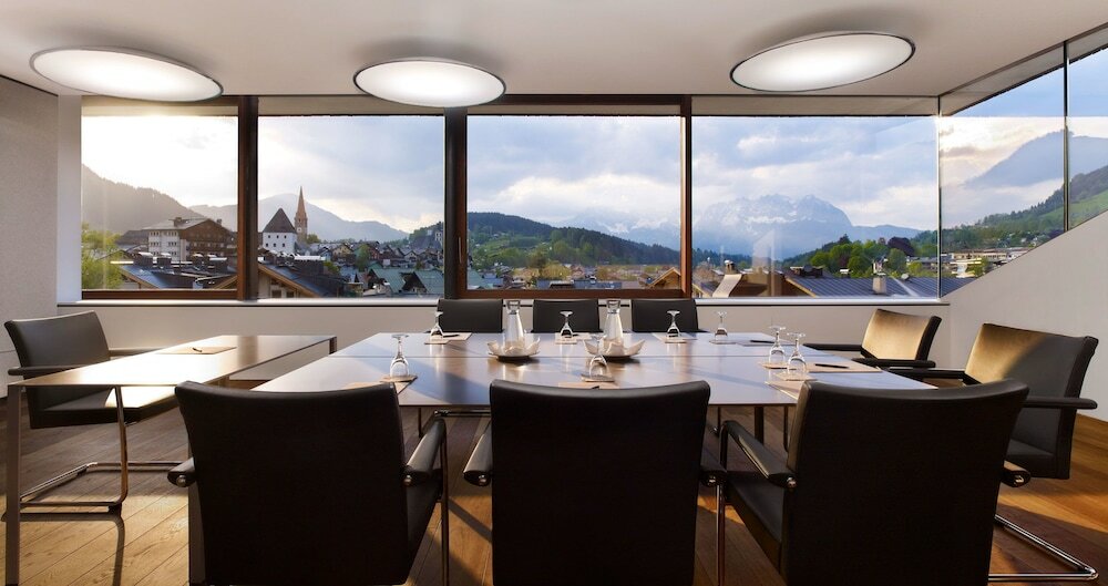 Фото Hotel Schwarzer Adler Kitzbühel - Adults only