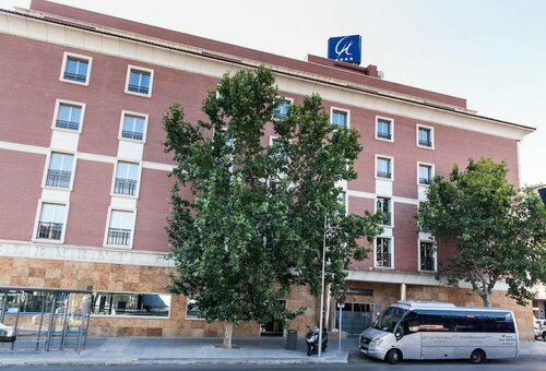 Гостиница Hotel Clement Barajas в Мадриде
