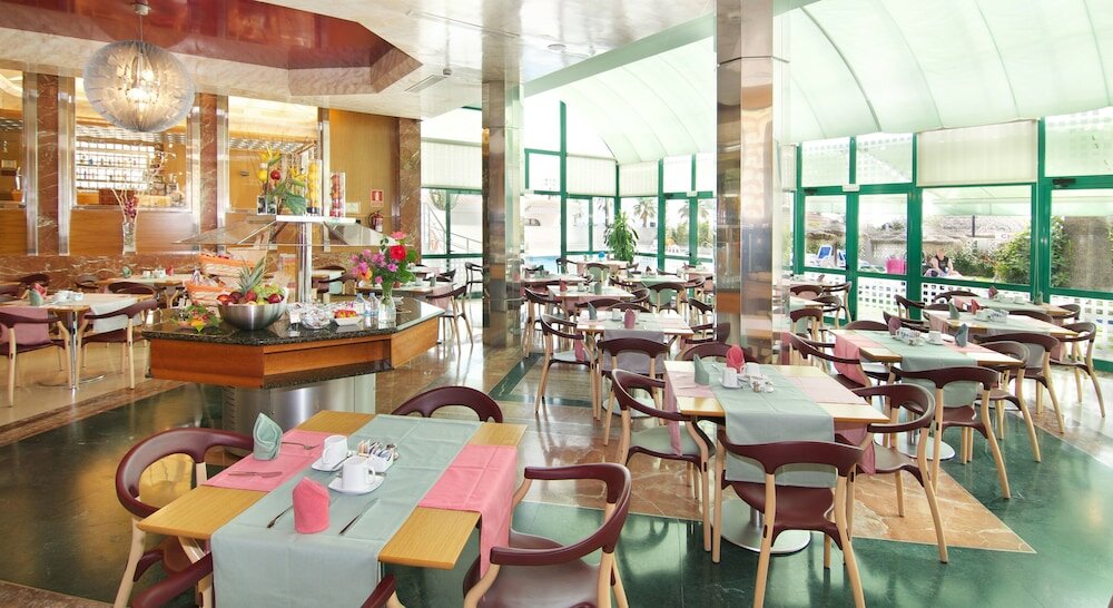 Фото Hotel Isabel