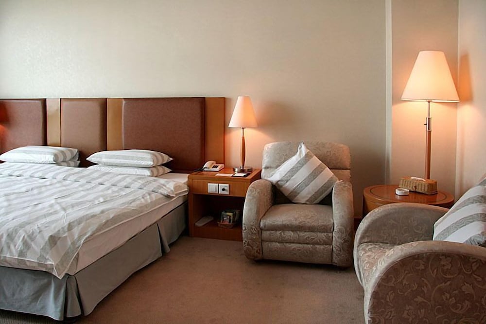 Фото Culture Plaza Hotel Zhejiang