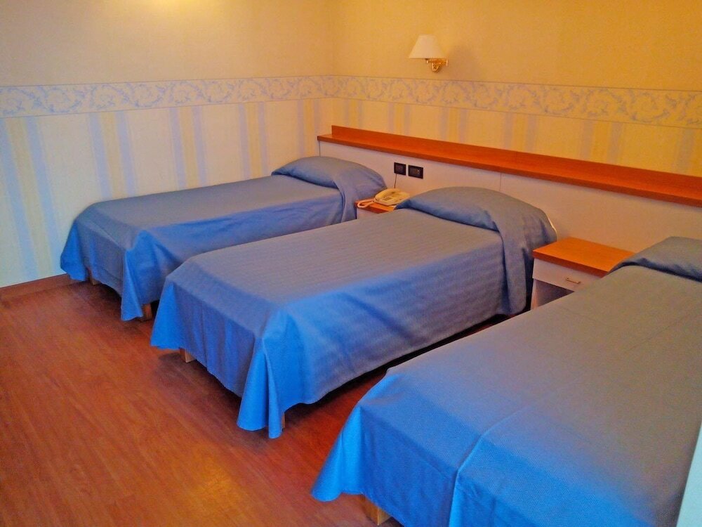 Фото Hotel Touring Falconara Marittima