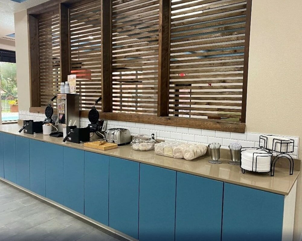 Фото Country Inn & Suites by Radisson, Tampa Rj Stadium