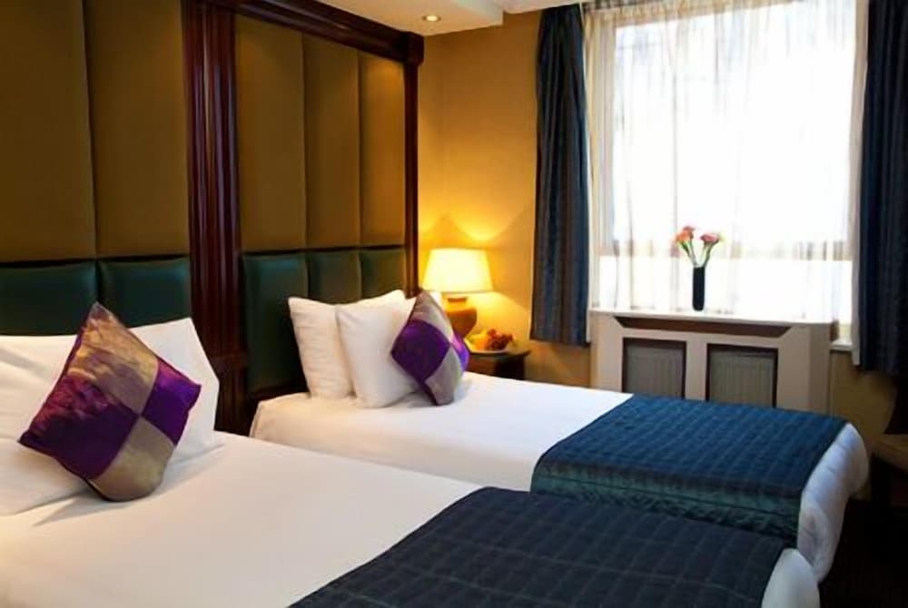 Фото Paddington Court Executive Rooms