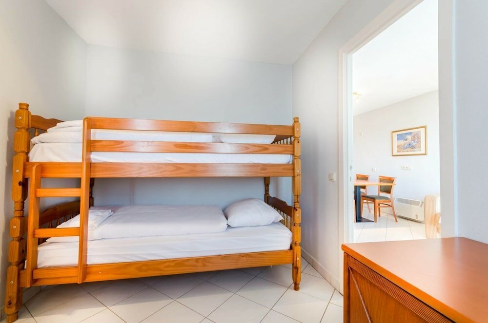 Фото StayatSea Retro Appartments Blankenberge