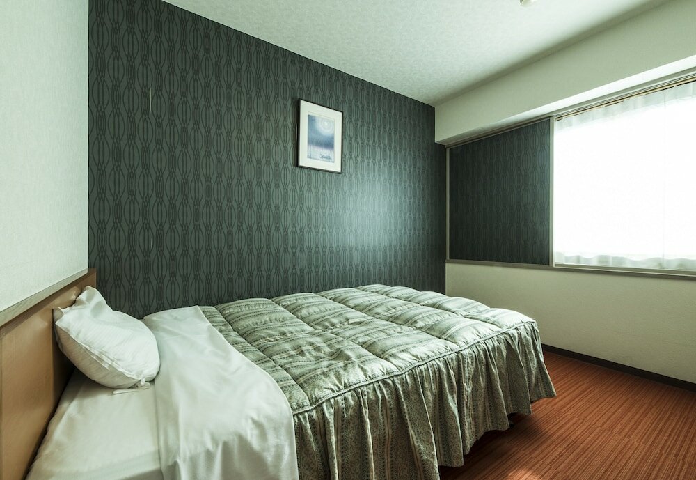 Фото Isahaya Station Hotel