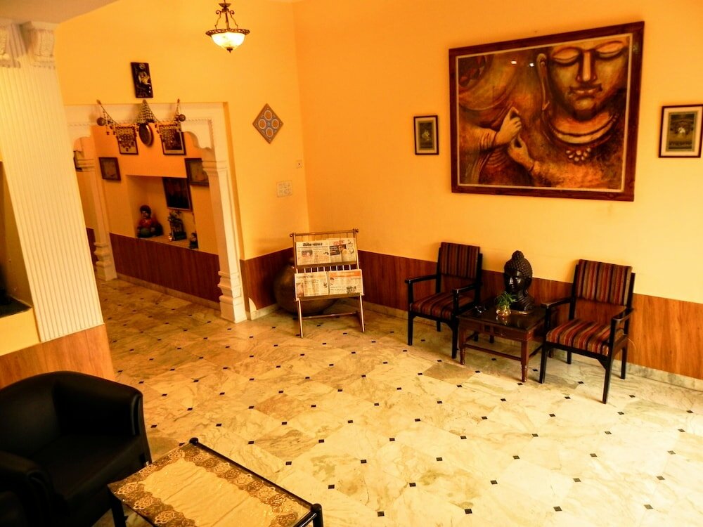 Фото Hotel Kishan Kunj